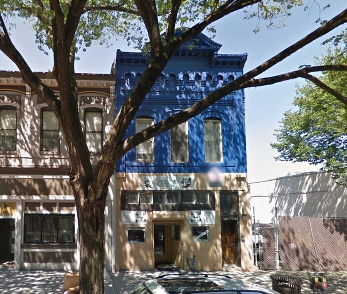 More Photos Of 1618 7th St NW, Washington Storefront Retail Office For Lease