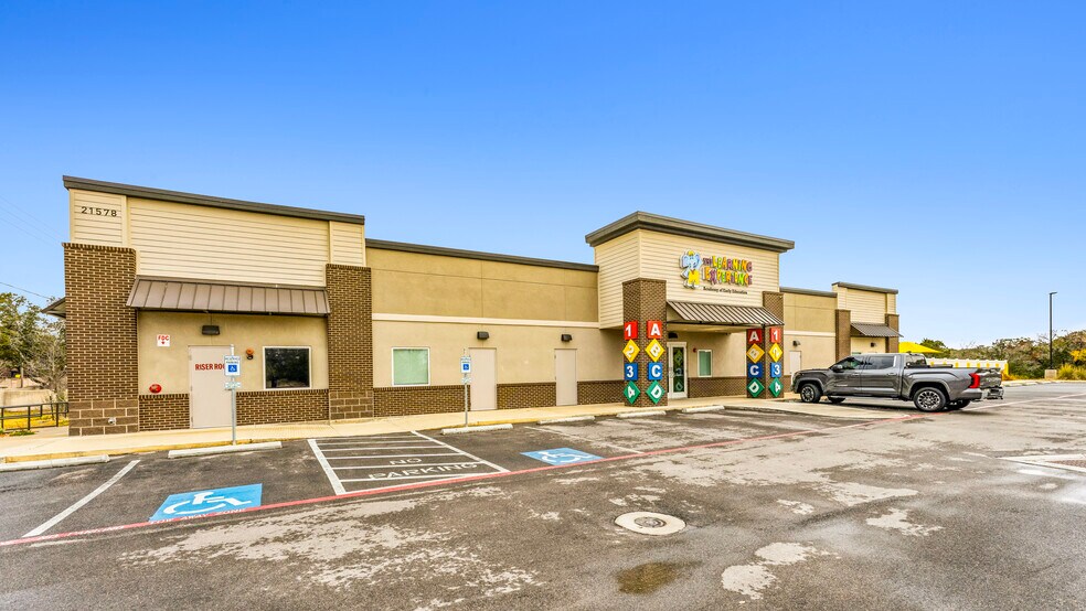 More Photos Of 21550 Bulverde Blvd, San Antonio Daycare Center For Sale