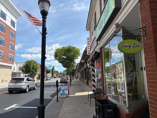More Photos Of 270 Wanaque Ave, Pompton Lakes Storefront For Lease