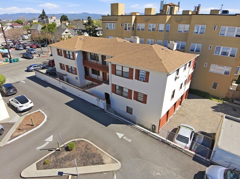 More Photos Of 712 Santa Clara Ave, Alameda Apartments For Sale