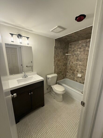 More Photos Of 21761 Hillside Dr, Clinton Township Apartments For Sale