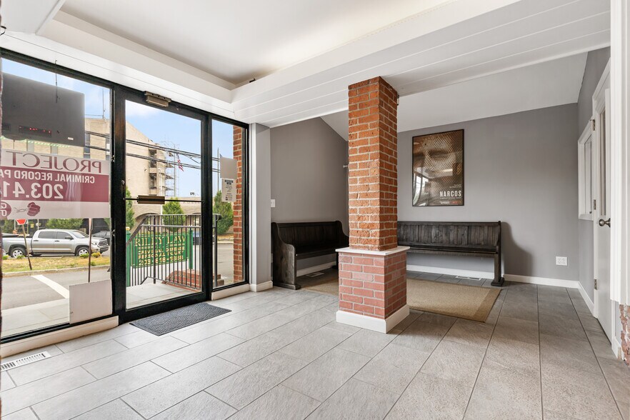 More Photos Of 285 Congress St, Bridgeport Office For Sale