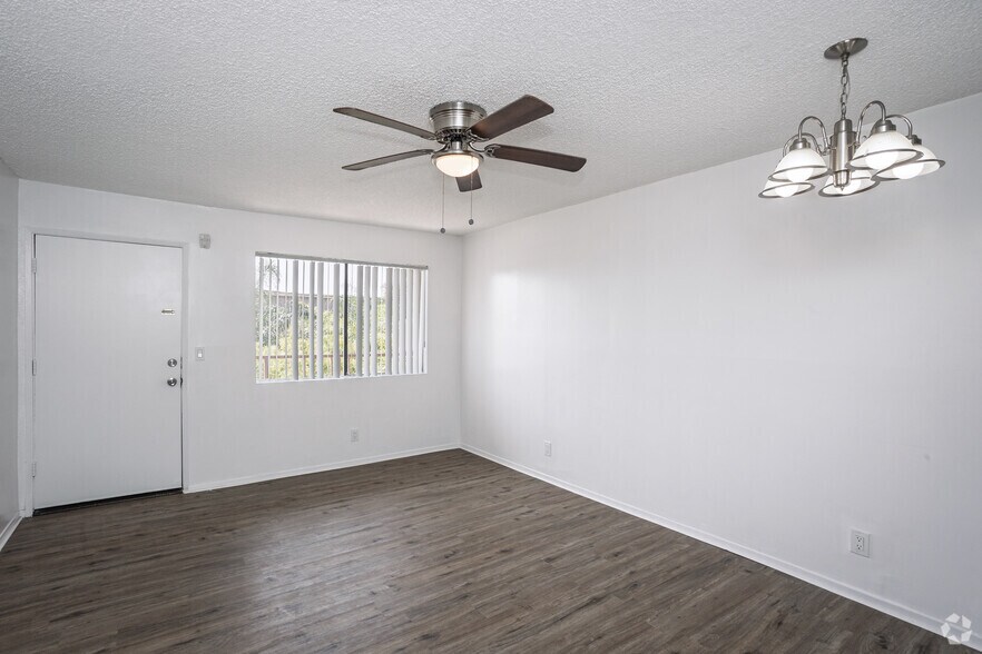 More Photos Of 1776 Temple Ave, Long Beach Apartments For Sale