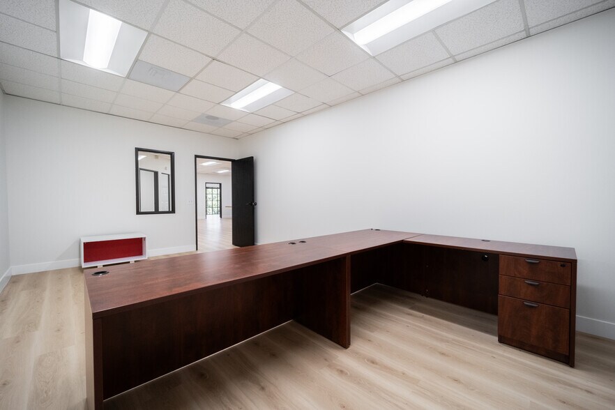 More Photos Of 3505 Cadillac Ave, Costa Mesa Office For Lease