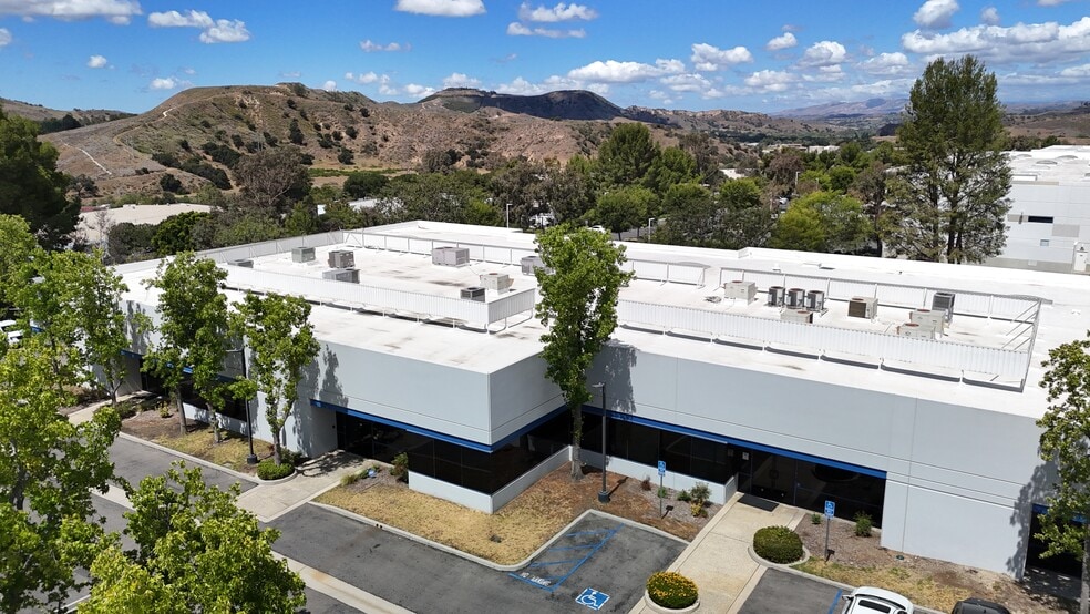 More Photos Of 94 W Cochran St, Simi Valley Research And Development For Sale