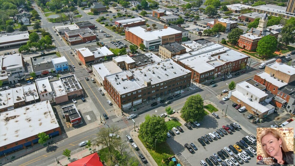 More Photos Of 109 N Hayne St, Monroe Apartments For Sale