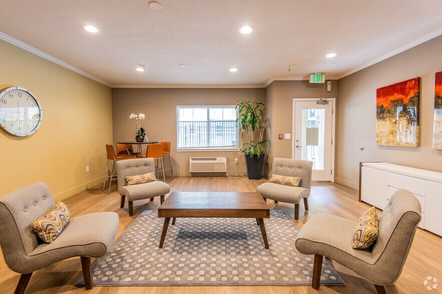 More Photos Of 1666 Da Vinci Ct, Davis Apartments For Sale