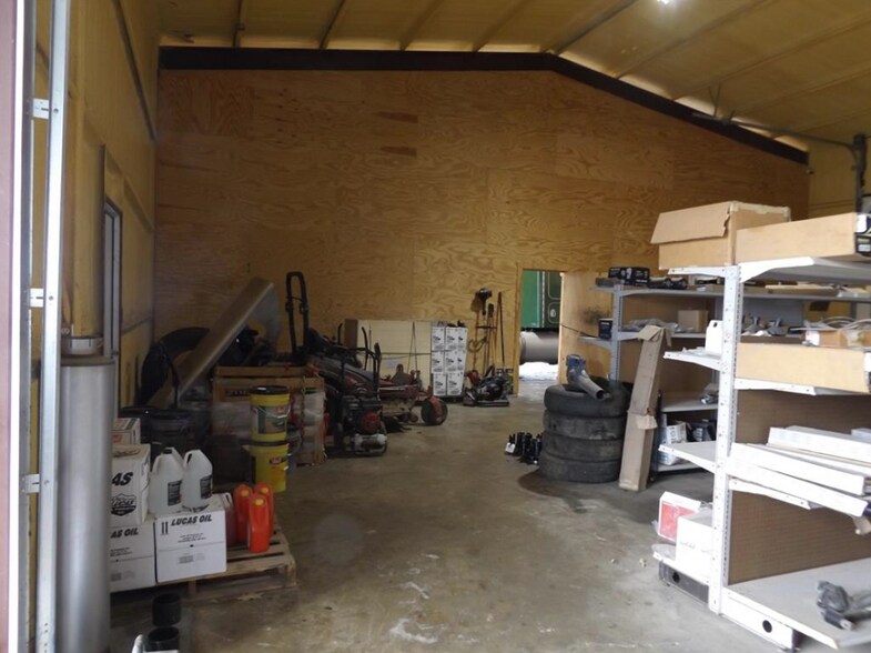 More Photos Of 4400 NE Lincoln Rd, Idabel Industrial For Sale