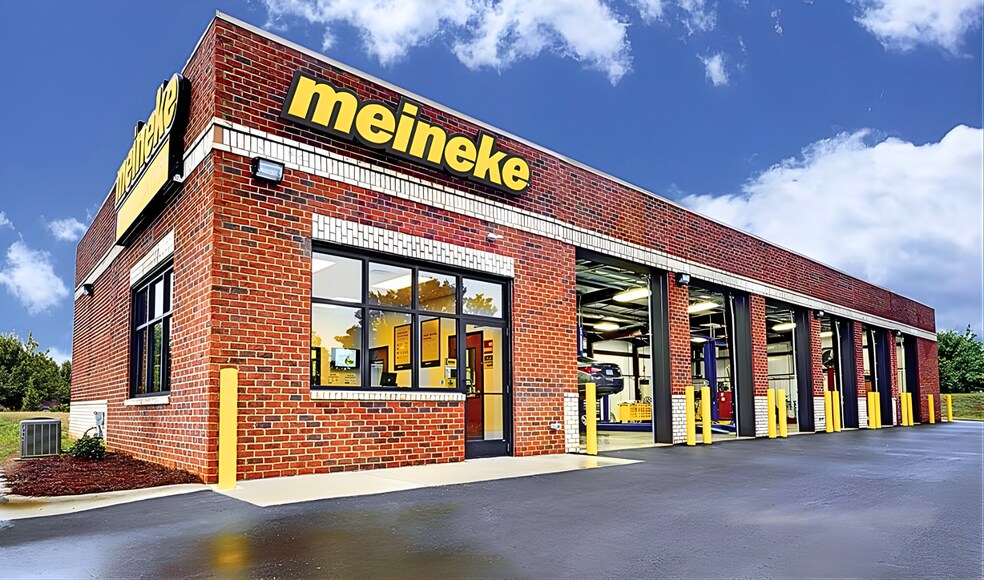 Primary Photo Of 706 S Dort Hwy, Flint Auto Repair For Sale