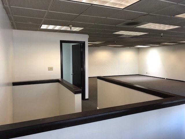 More Photos Of 5911-5919 3rd St, San Francisco Warehouse For Lease