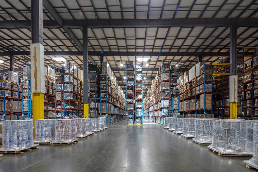 More Photos Of 500 Bailey Ave, Buffalo Warehouse For Sale