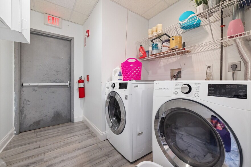 More Photos Of 168-172 Main St, Nyack Storefront For Sale