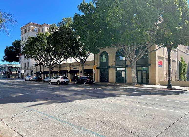 More Photos Of 900 - 930 E Colorado, Pasadena Hotel For Lease