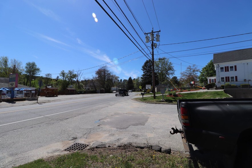 More Photos Of 465 Nashua Rd, Dracut Medical For Sale