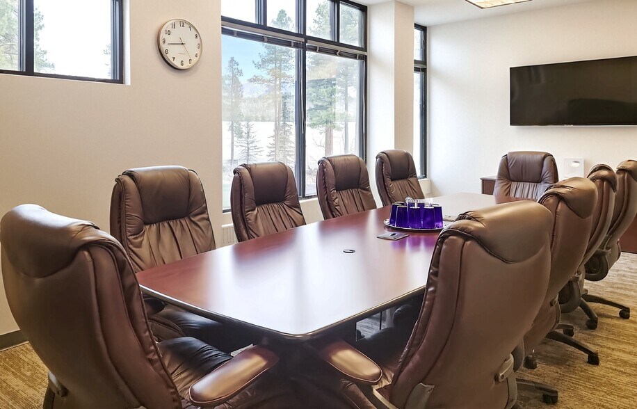 More Photos Of 1120 W University Ave, Flagstaff Coworking Space