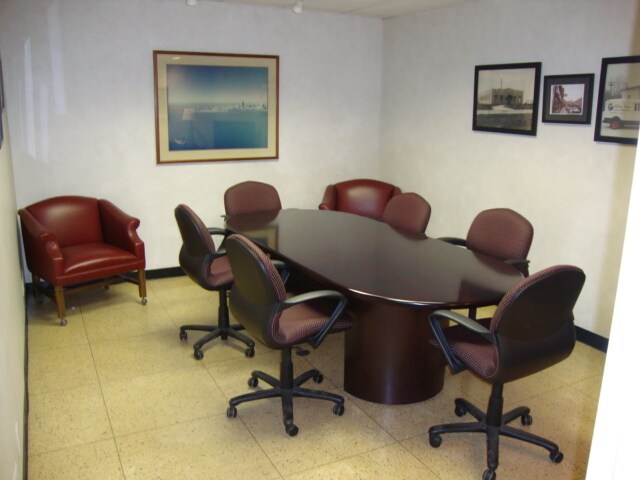 More Photos Of 9100 W Plainfield Rd, Brookfield Warehouse For Lease