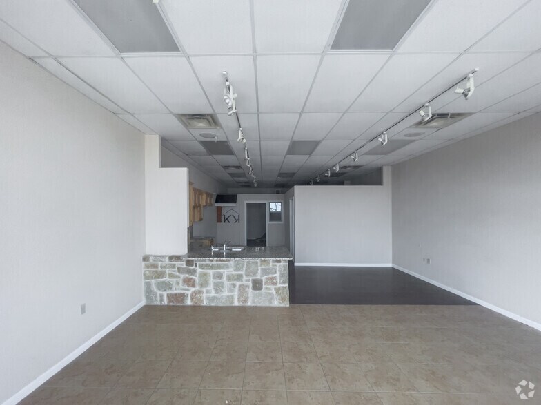 More Photos Of 2000 SE Loop 410, San Antonio Unknown For Lease
