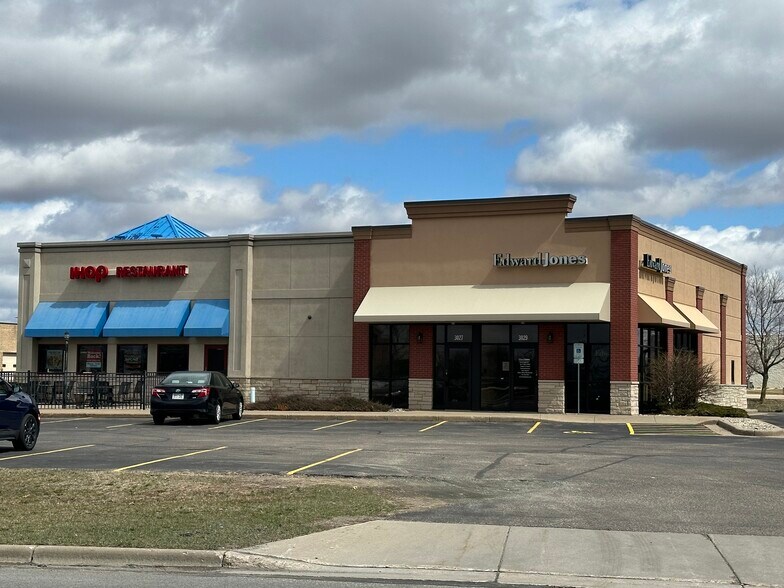 Primary Photo Of 3025-3027 Village Park Dr, Plover Storefront Retail Office For Lease