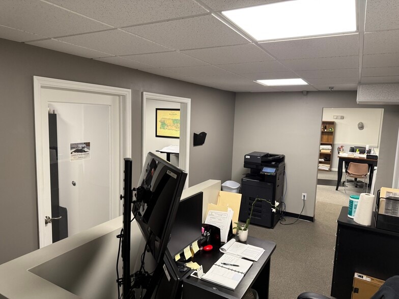 More Photos Of 4152-4230 Blue Heron Blvd W, Riviera Beach Medical For Sale