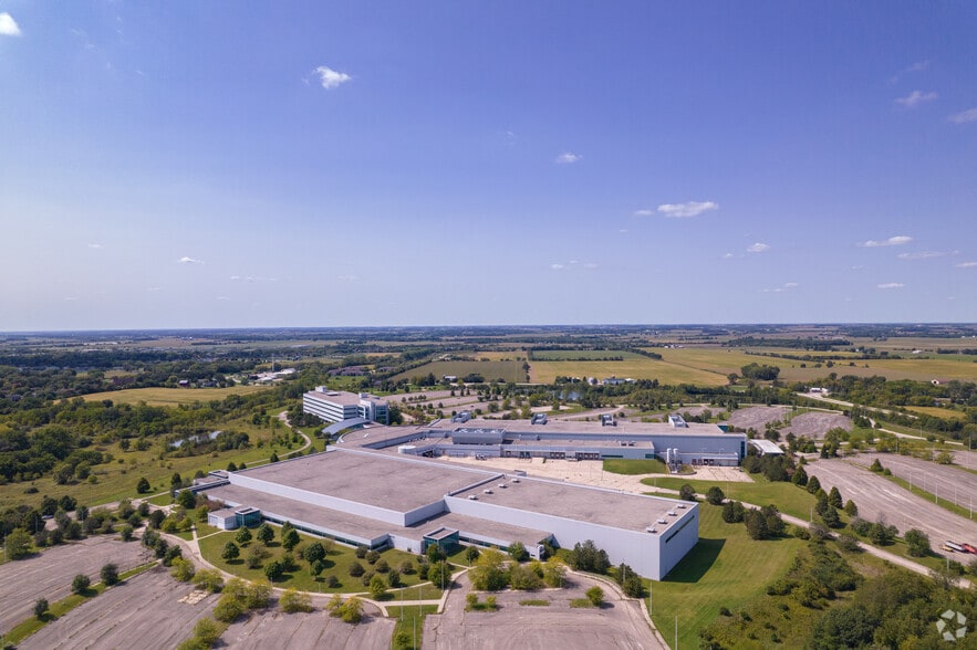 More Photos Of 2001 N Division St, Harvard Manufacturing For Lease