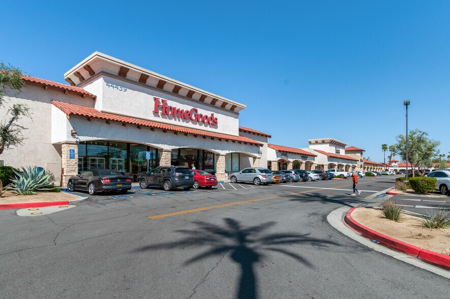 More Photos Of 44419-44491 Town Center Way, Palm Desert Unknown For Lease