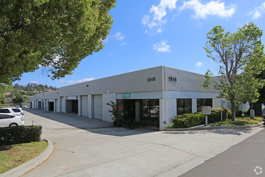 Primary Photo Of 1948 Don Lee Pl, Escondido Warehouse For Lease