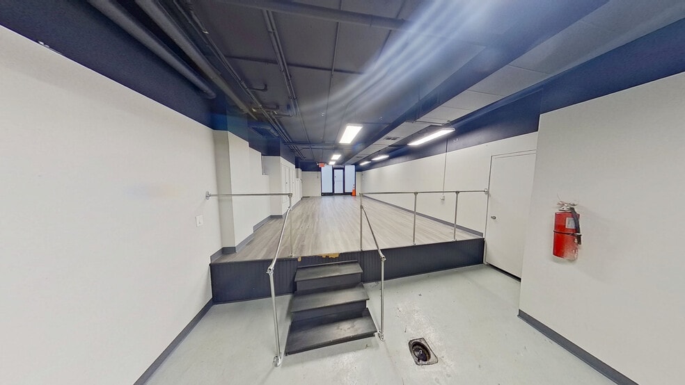 More Photos Of 171-177 E 122nd St, New York Storefront Retail Office For Lease