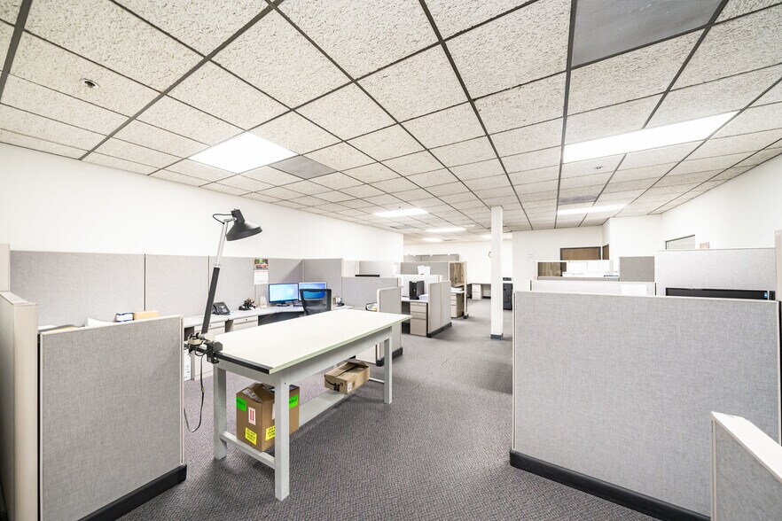 More Photos Of 231 W Blueridge Ave, Orange Manufacturing For Sale