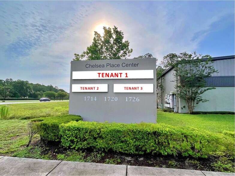 More Photos Of 1714-1726 Davenport Dr, Trinity Showroom For Lease