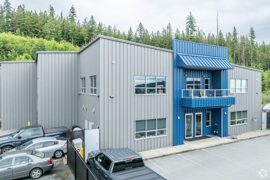 Primary Photo Of 13130 Lilley Dr, Maple Ridge Warehouse For Sale