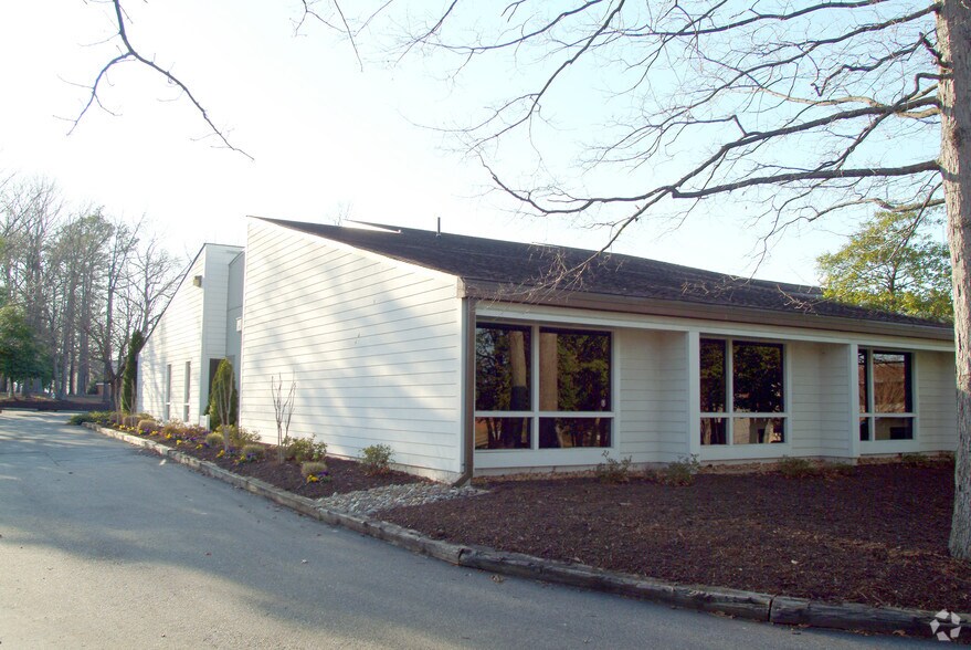 More Photos Of 601 Southlake Blvd, Richmond Daycare Center For Sale