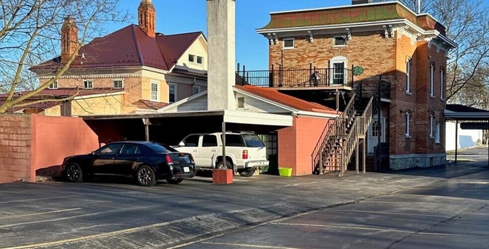 More Photos Of 40 E Genesee St, Auburn Storefront Retail Residential For Lease