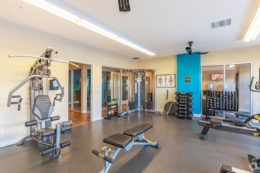 More Photos Of 819-825 D Ave, National City Apartments For Lease