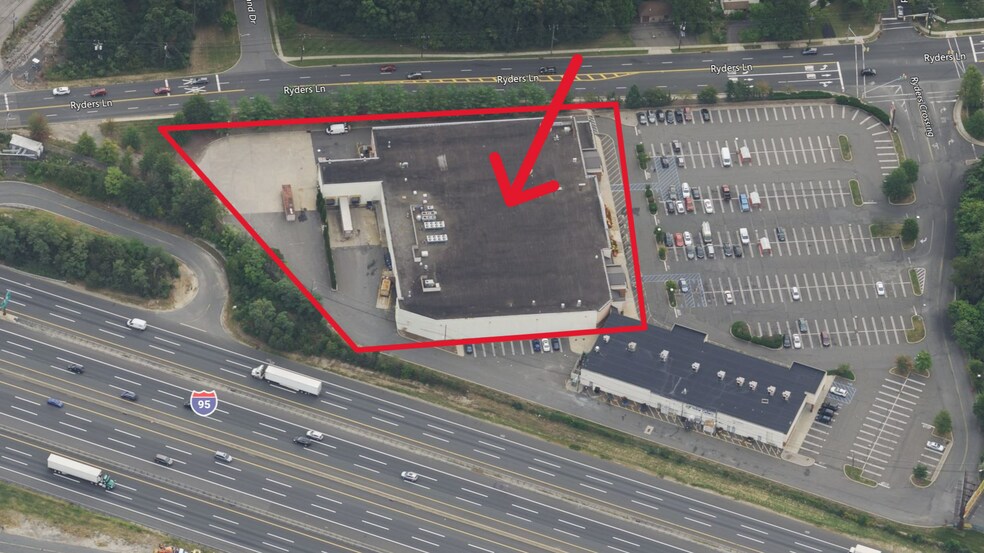 Primary Photo Of 312-316 Ryders Ln, Milltown Unknown For Lease