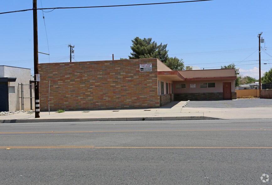 More Photos Of 44250 Division St, Lancaster Office For Sale