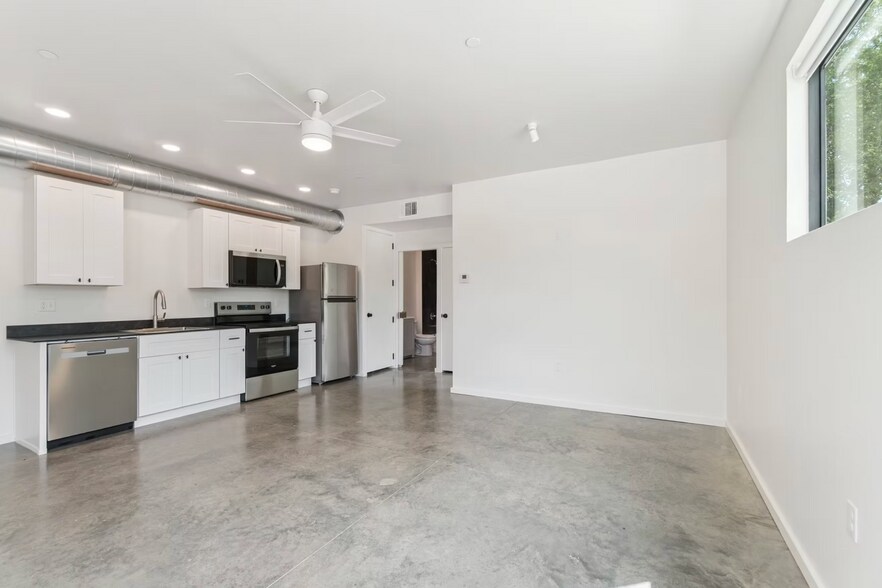 More Photos Of 1540 NW 30th St, Oklahoma City Apartments For Sale