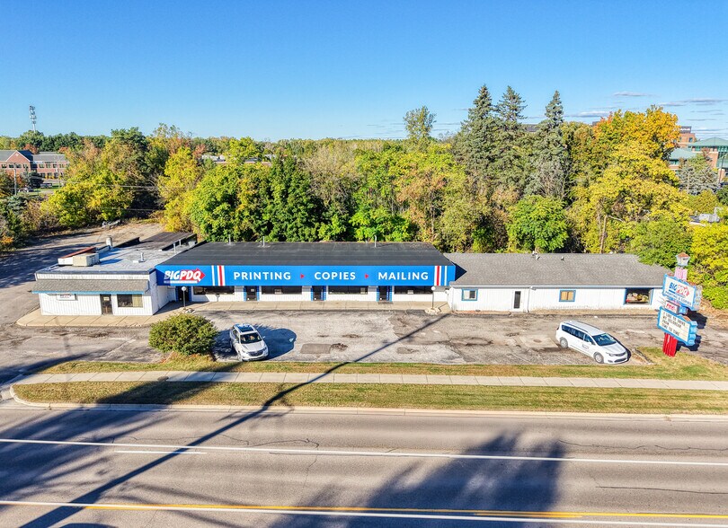 Primary Photo Of 7475 W Grand River Rd, Brighton Freestanding For Sale