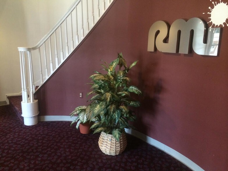 More Photos Of 436 Old Hook Rd, Emerson Medical For Sale