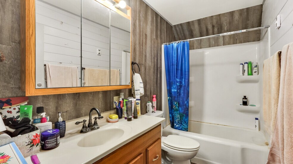 More Photos Of 106 S Harding St, Owen Apartments For Sale