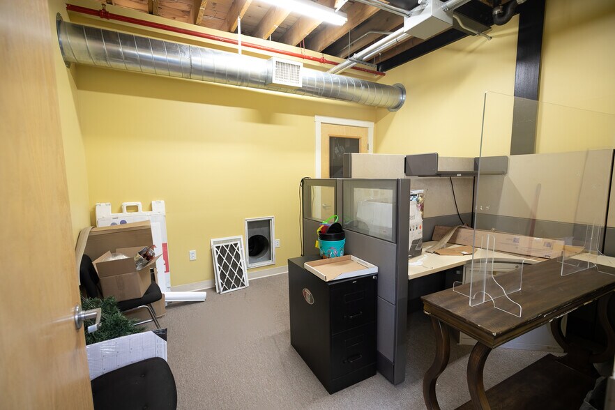 More Photos Of 40 Spruce St, Leominster Medical For Lease