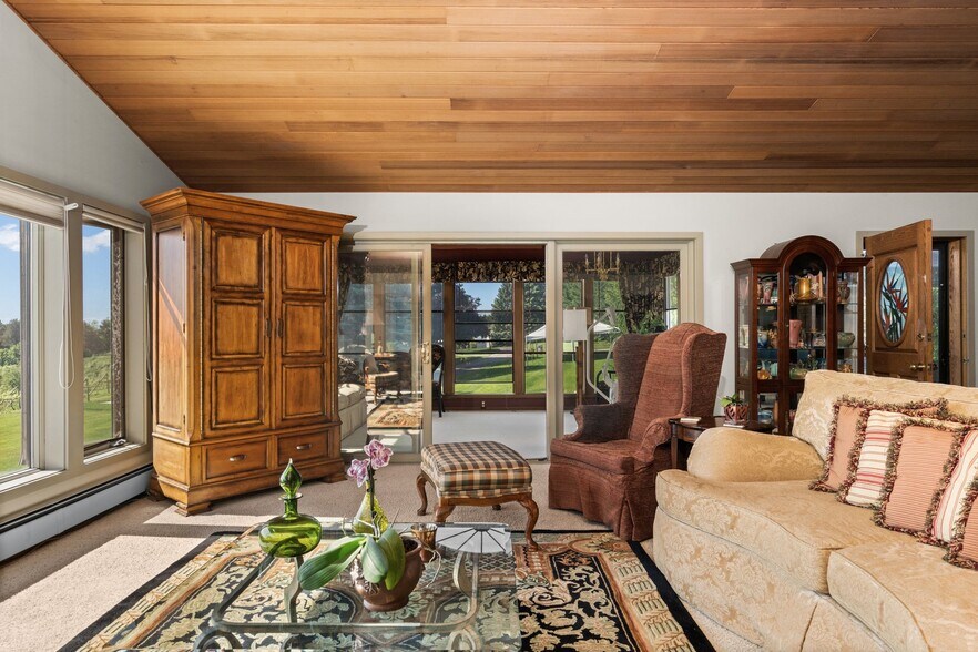 More Photos Of 10343 E Hilltop Rd, Suttons Bay Winery Vineyard For Sale