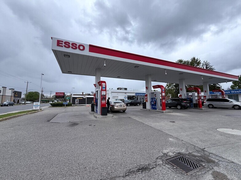 More Photos Of 404 St Clair St, Chatham-Kent General Retail For Sale