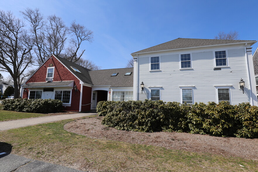 Primary Photo Of 314 Gifford St, Falmouth Office For Sale