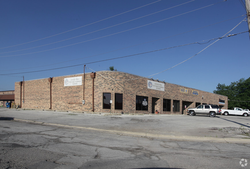 Primary Photo Of 2515-2555 Veterans Dr, Posen Light Distribution For Lease