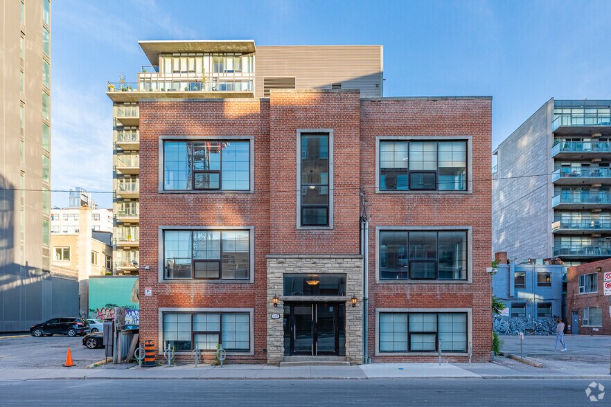 More Photos Of 457 Richmond St W, Toronto Office For Lease