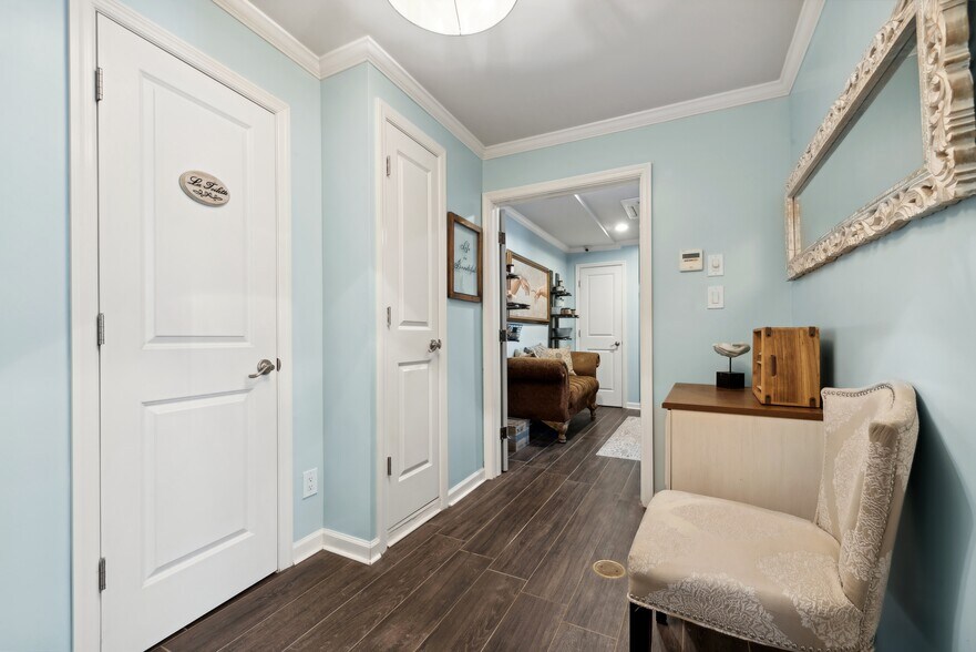 More Photos Of 504 Merrick Rd, Lynbrook Apartments For Sale