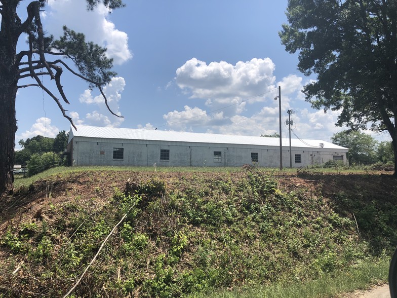 More Photos Of 1139 E 3rd St, Jackson Warehouse For Lease