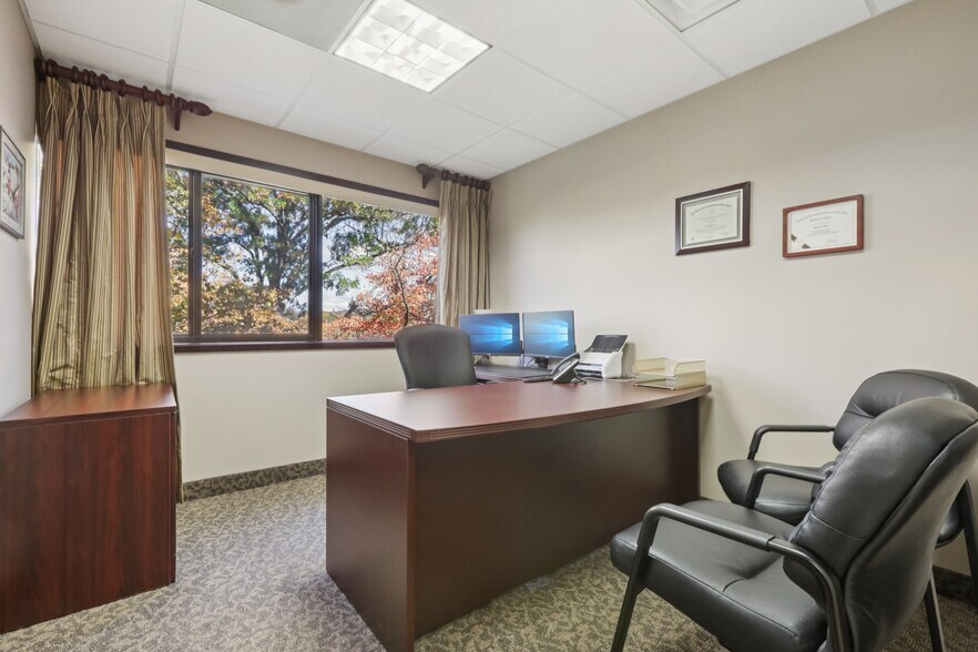 More Photos Of 401 Hamburg Turnpike, Wayne Medical For Sale