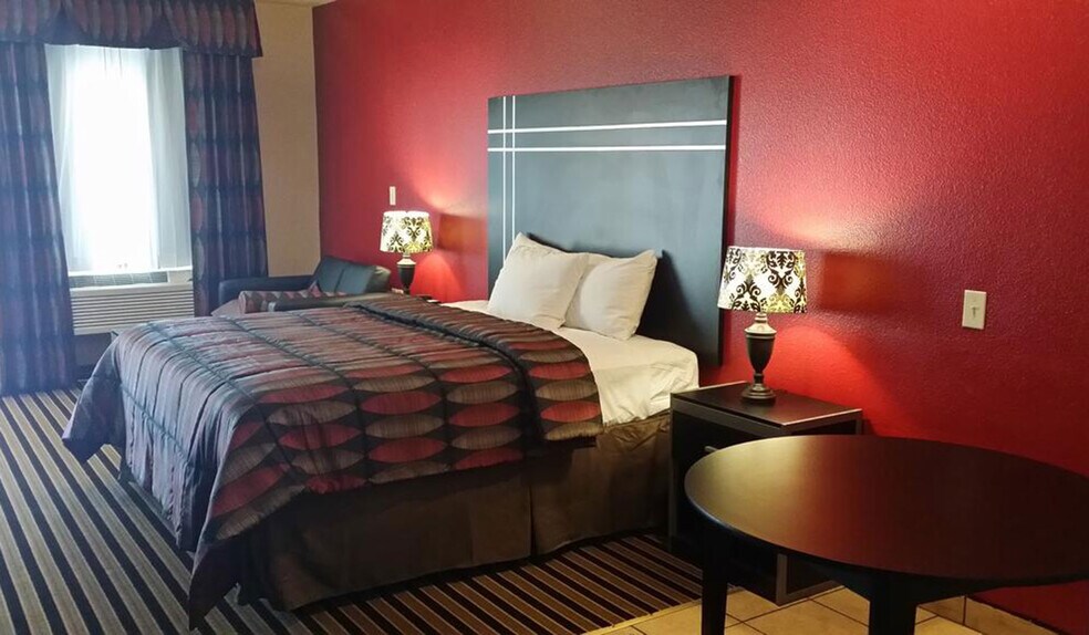 More Photos Of 3084 Tx-16, Tilden Hotel For Sale