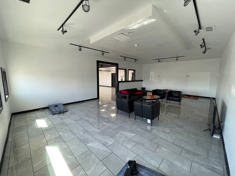 More Photos Of 11291 Folsom Blvd, Rancho Cordova Auto Dealership For Sale